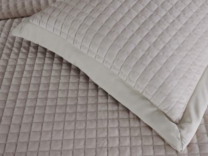 Покрывало Софи де Марко Лоретта (молоко) 160х220